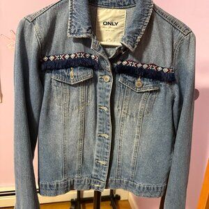 Small Women's classic Denim Jacket